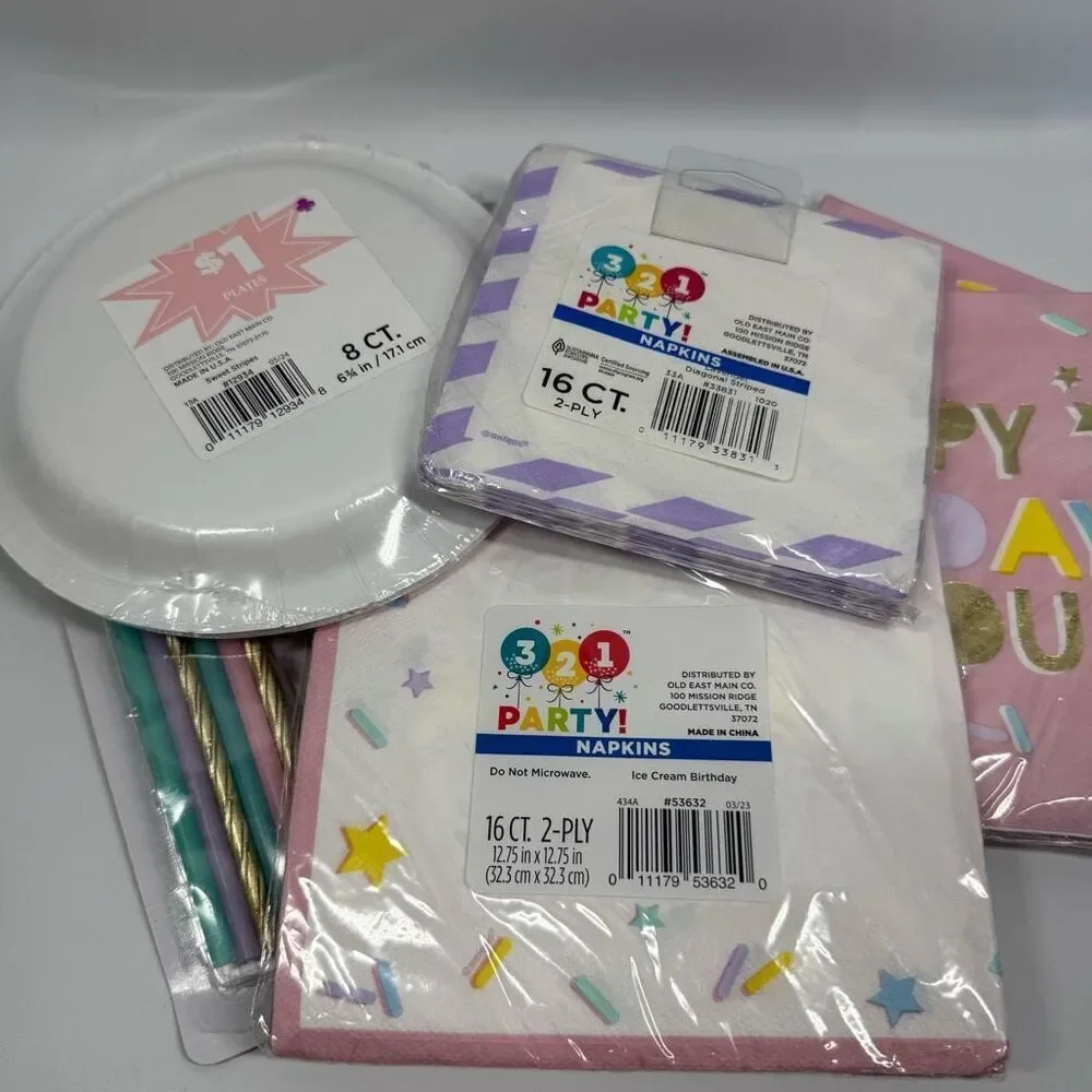 D37.  Party Decorations- 6p party supplies plates napkins candles